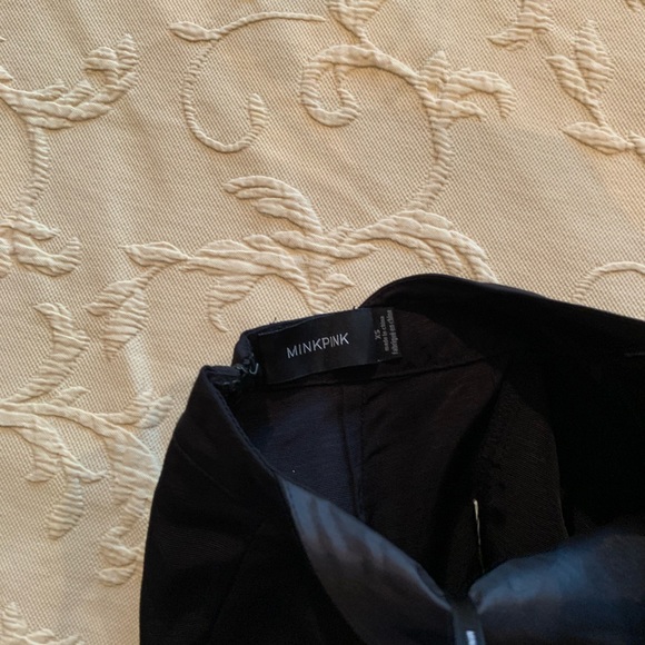 Black halter jumpsuit - Picture 5 of 7